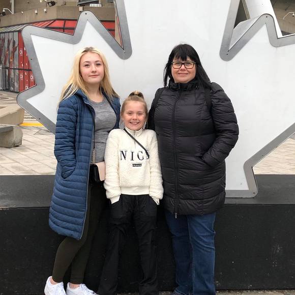 Meet your Posher, Tina - Picture 1 of 1